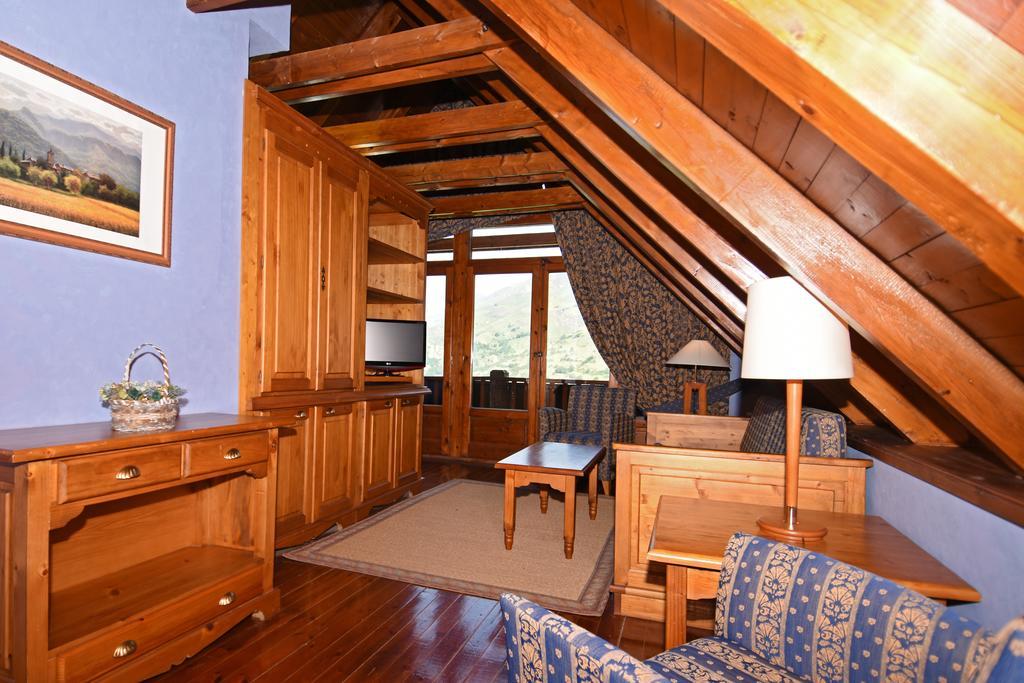 Rvhotels Orri Tredos Exterior photo